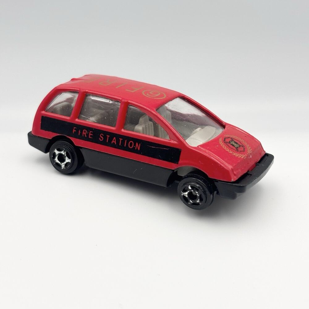 Vintage 8008 Fire Station 6 Minivan Diecast Toy Car Red Black 1:64